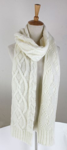 GK1962  Knitted Scarf