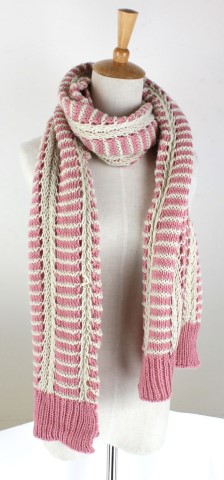 GK1963  Knitted Scarf