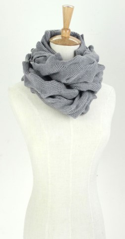 GK1967  Knitted Scarf