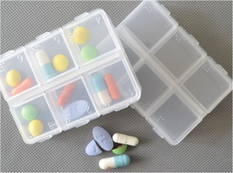 GK2334  6 Compartments Pill Box     